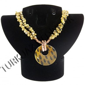 SEDEF KABUK KOLYE  - YEŞİL YUVARLAK HALKALI