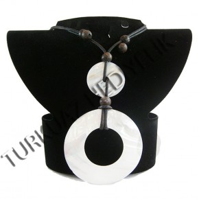 SEDEF KABUK KOLYE - KABİBİ HALKALI / SİYAH  İPLİ